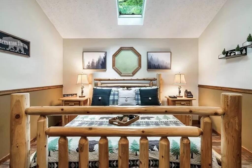 Beary Peaceful Smokies Retreat: Hot-Tub & Pools Vila Pigeon Forge Exterior foto