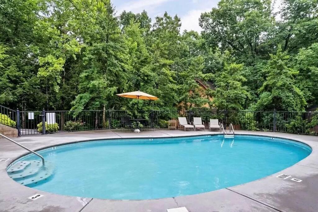 Beary Peaceful Smokies Retreat: Hot-Tub & Pools Vila Pigeon Forge Exterior foto