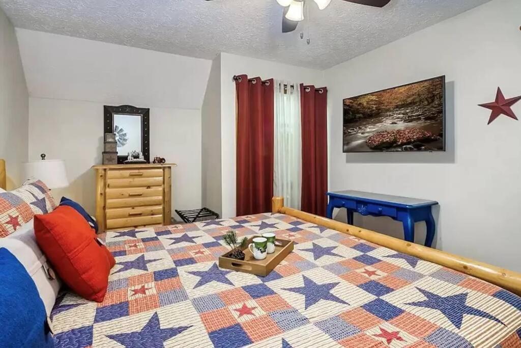 Beary Peaceful Smokies Retreat: Hot-Tub & Pools Vila Pigeon Forge Exterior foto